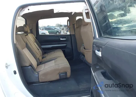 2019 Toyota Tundra Sr5 5.7L V8 z USA, uszkodzony, nr VIN 5TFDY5F10KX817115